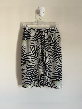 MaxMara Classic Silk Italian Made Abstract Pencil Skirt cream/Black/Green Sz 8